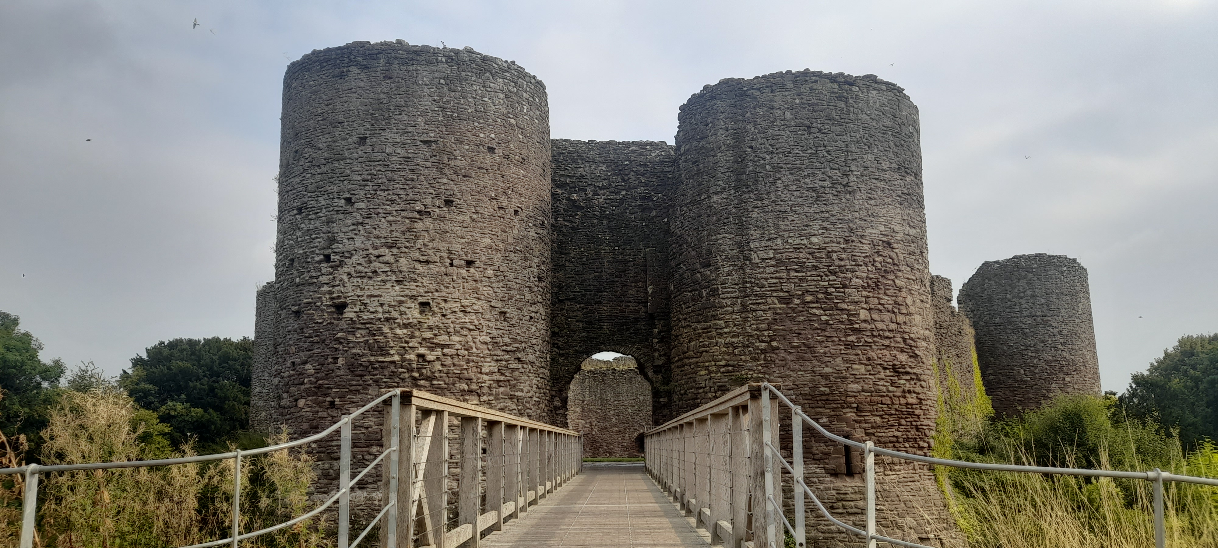 Alt text for Questoric's banner.